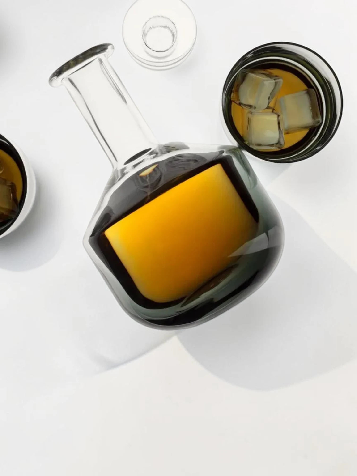 Tank Whiskey Decanter and Glass Set, Black Glass with Copper Detailing - Image 6