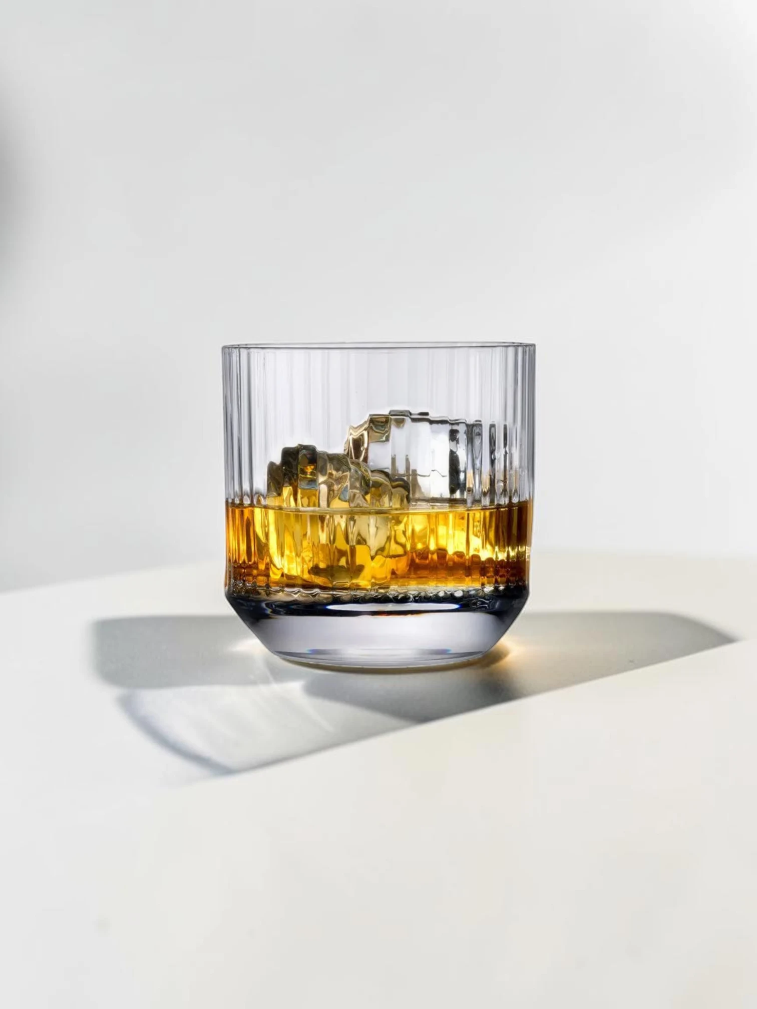 Big Top Old Fashioned Whiskey Glasses, Lead-Free Crystal, 10oz 4-Piece Set - Image 2