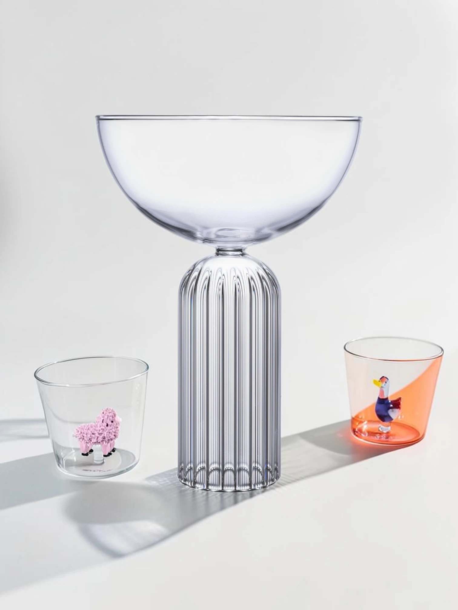 May Coupes Champagne Glasses, Borosilicate Drinkware, 2-Piece Set - Image 3