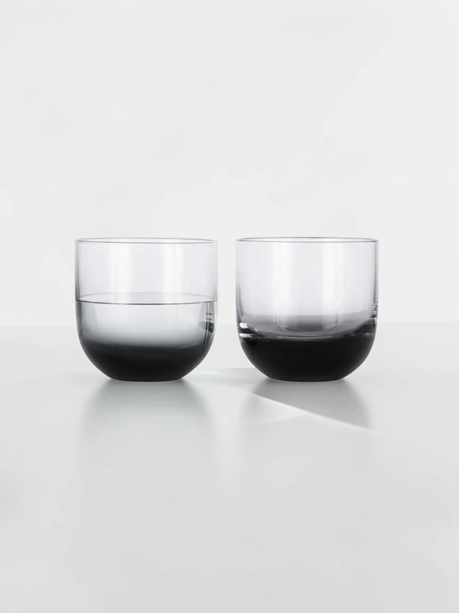 Tank Whiskey Decanter and Glass Set, Black Glass with Copper Detailing - Image 5